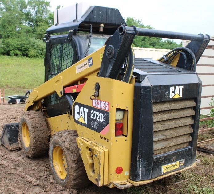 CATERPILLAR 272D2XHP SKID STEER W/ HI FLOW AND CAB