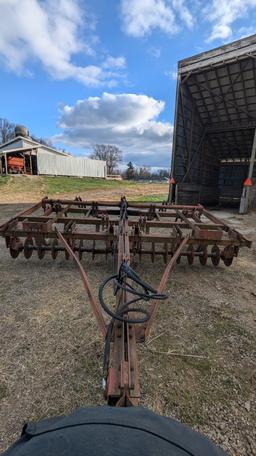 INTERNATIONAL CHISEL PLOW