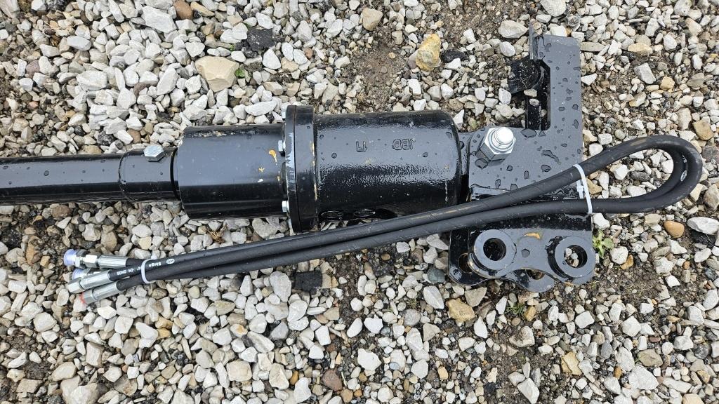 HYDRAULIC  AUGER EXCAVATOR ATTACHMENT