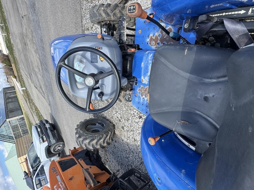 NEW HOLLAND WORKMASTER 25 TRACTOR