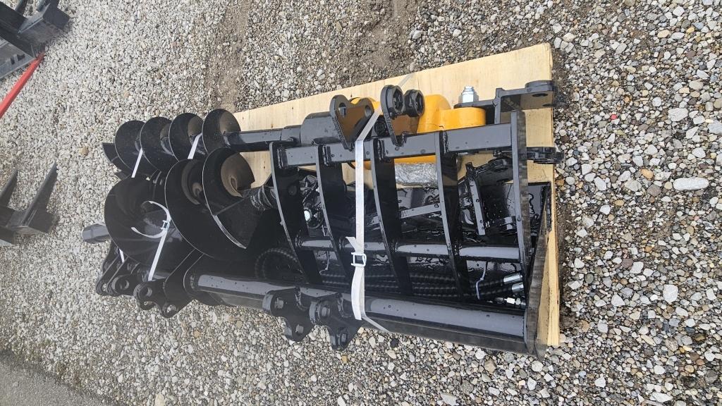 NEW MINI EXCAVATOR PALLET FULL OF ATTACHMENTS
