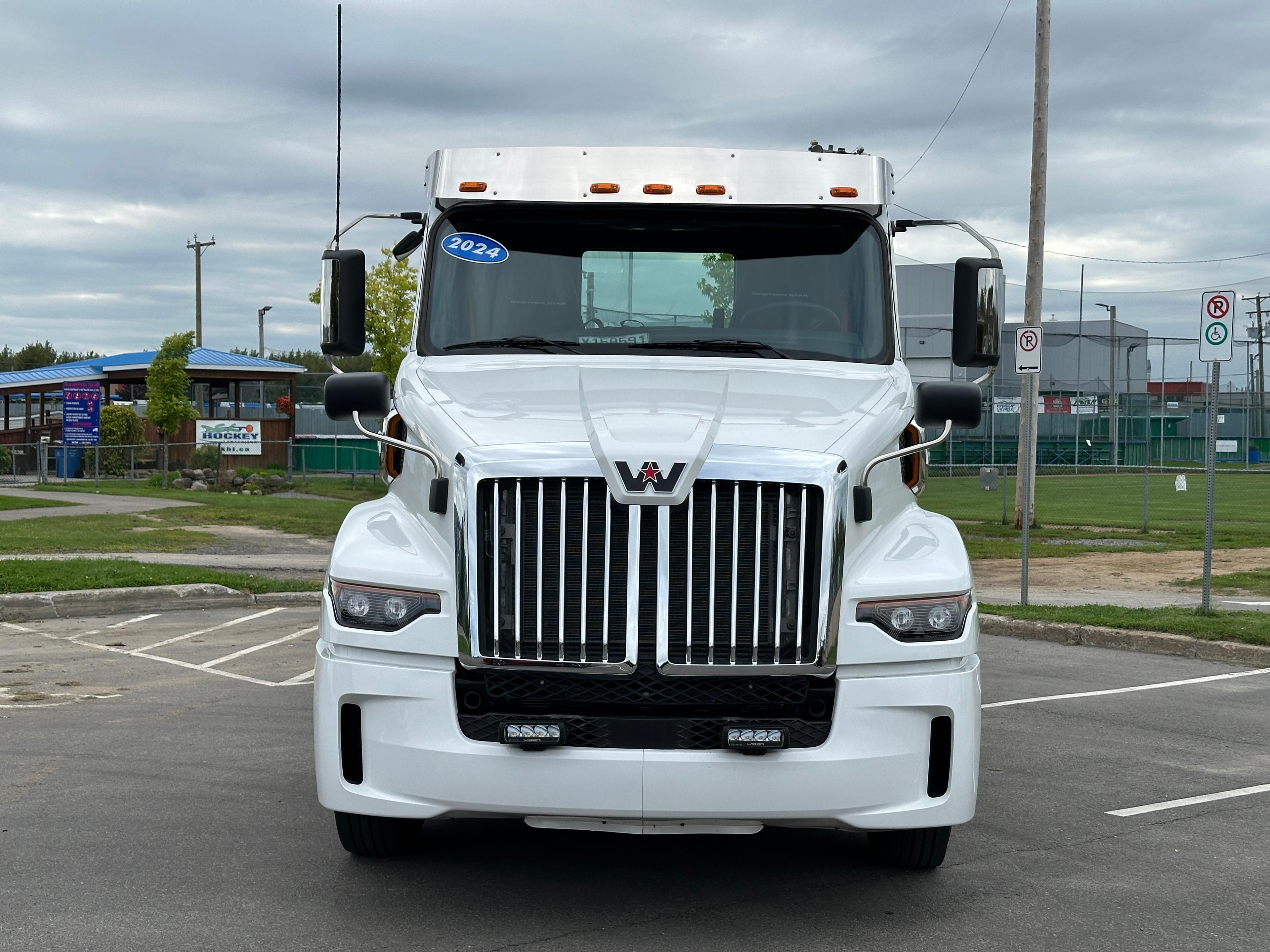 2024 Western Star 57X