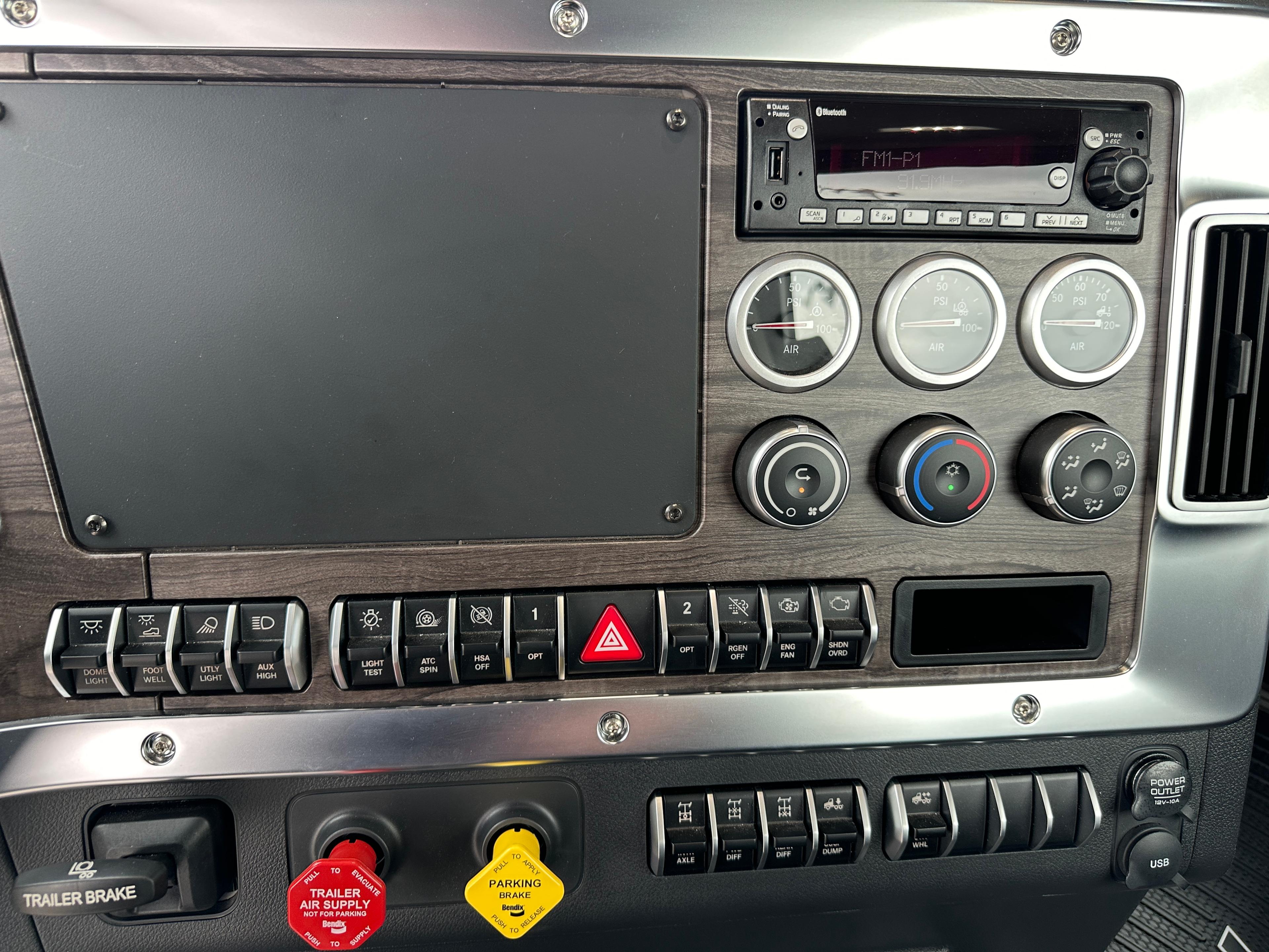 2024 Western Star 57X