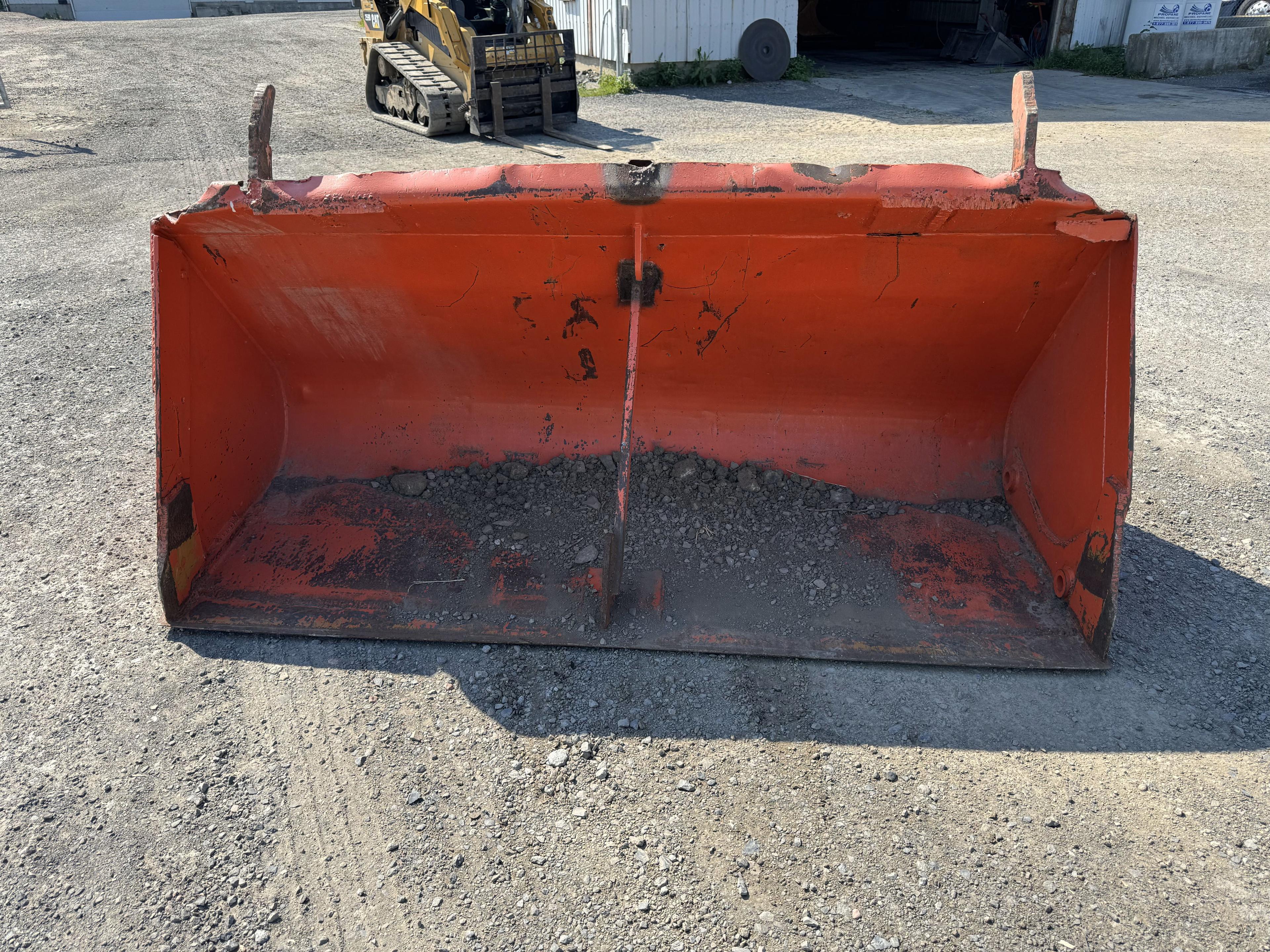 EDF CASE 580 Front bucket