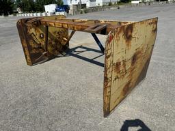 Pusher snowplow
