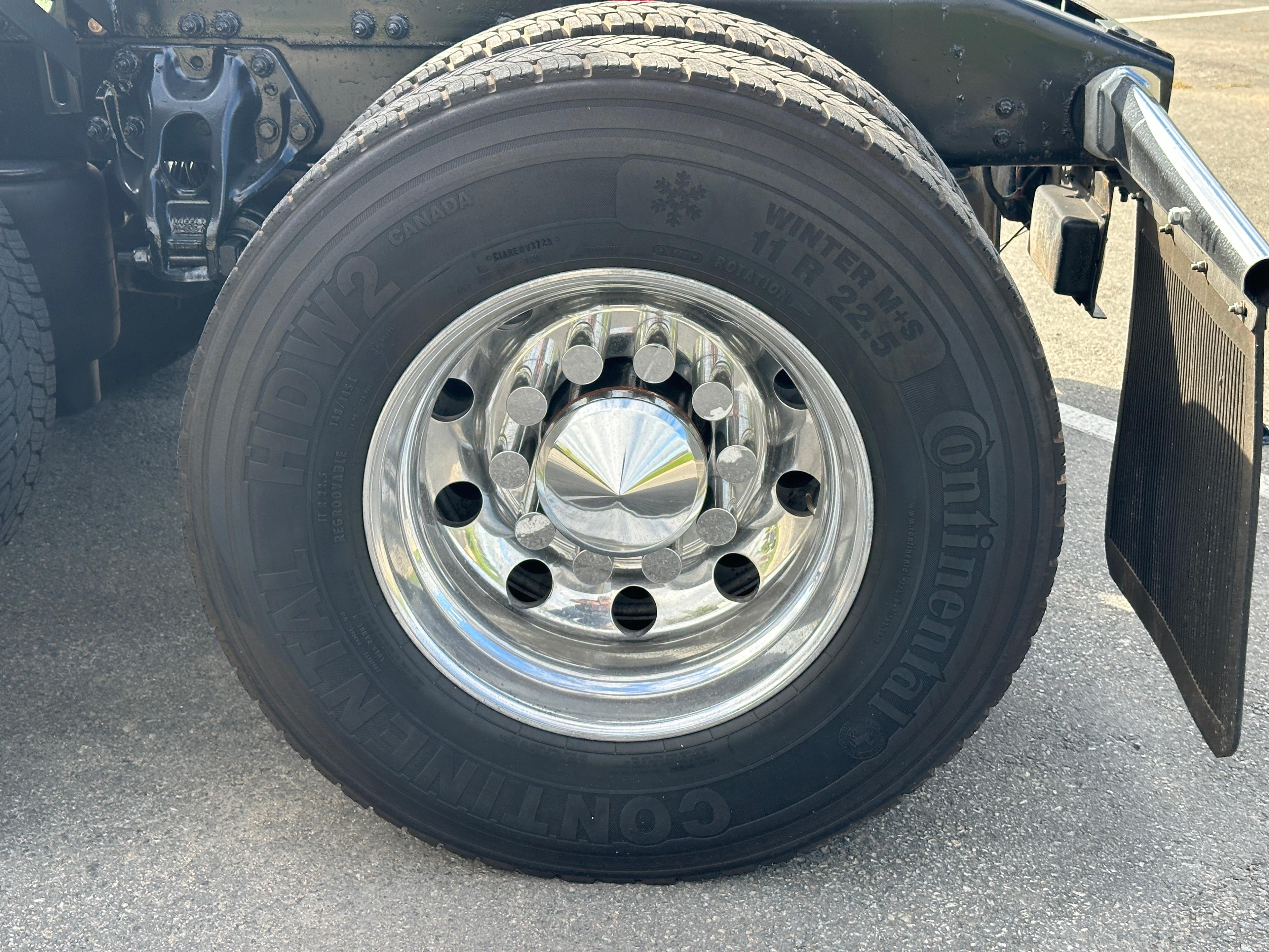 2020 Peterbilt 389