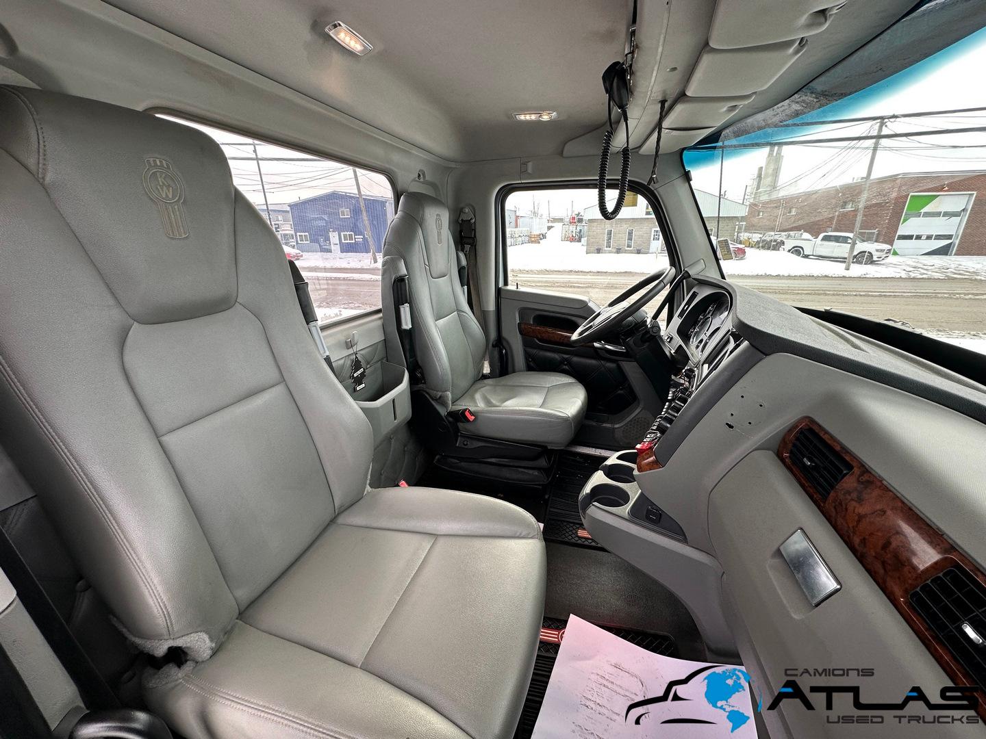 2021 KENWORTH T880 DAYCAB