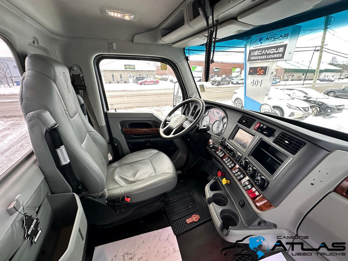 2021 KENWORTH T880 DAYCAB