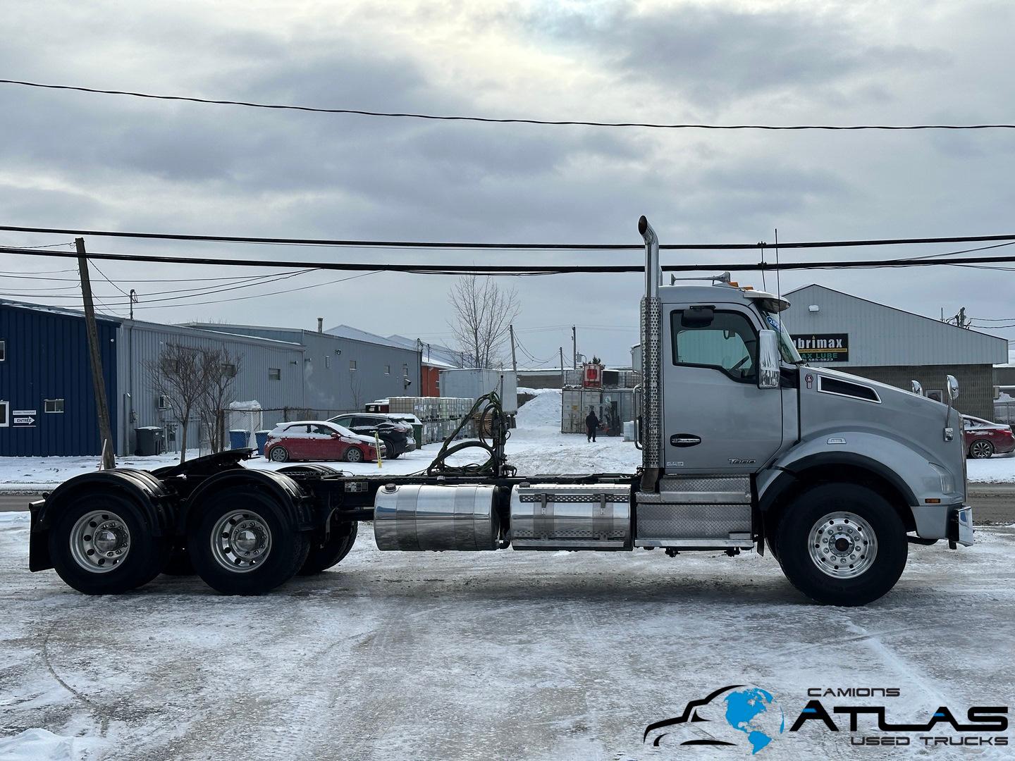 2021 KENWORTH T880 DAYCAB