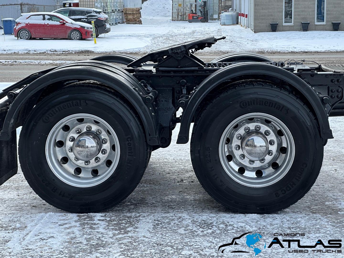 2021 KENWORTH T880 DAYCAB