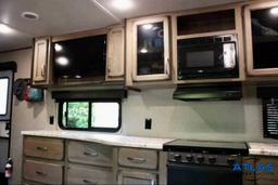 2019 GRAND DESIGN TRANSCEND 28MKS