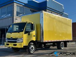 2013 HINO 195
