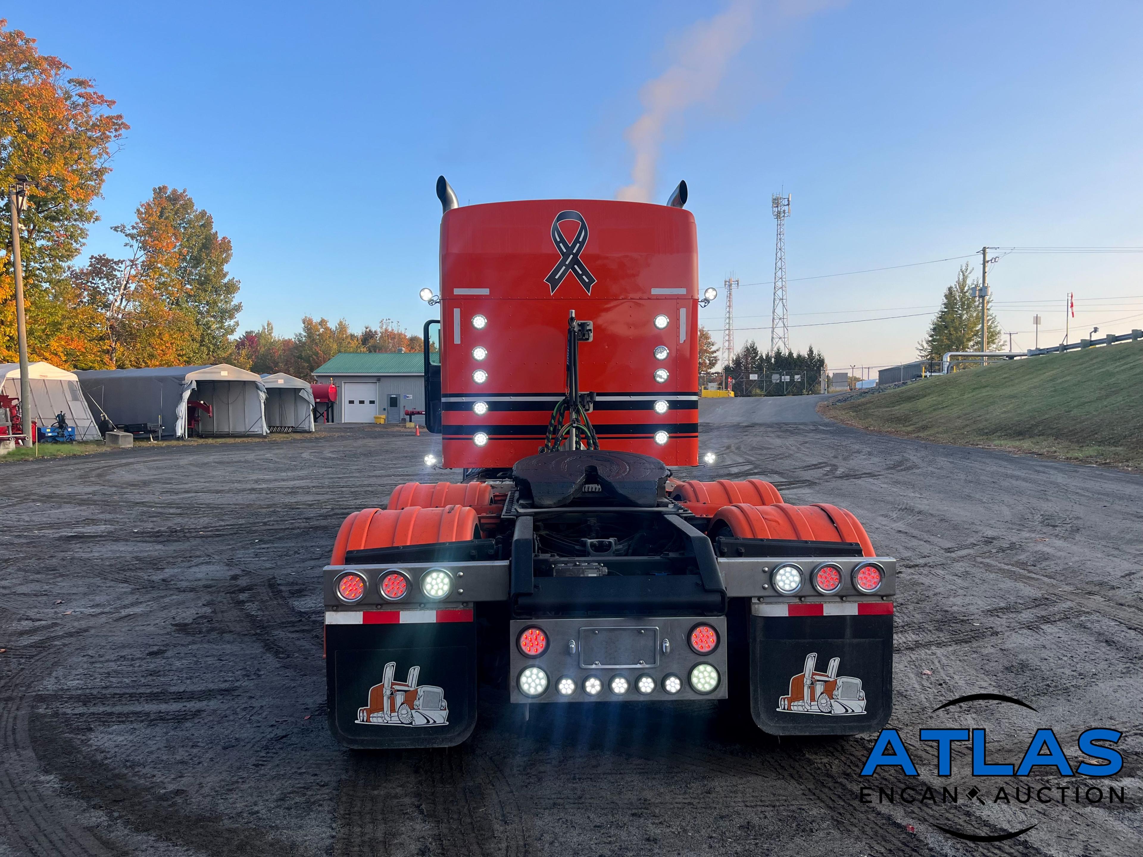 2019 KENWORTH W900