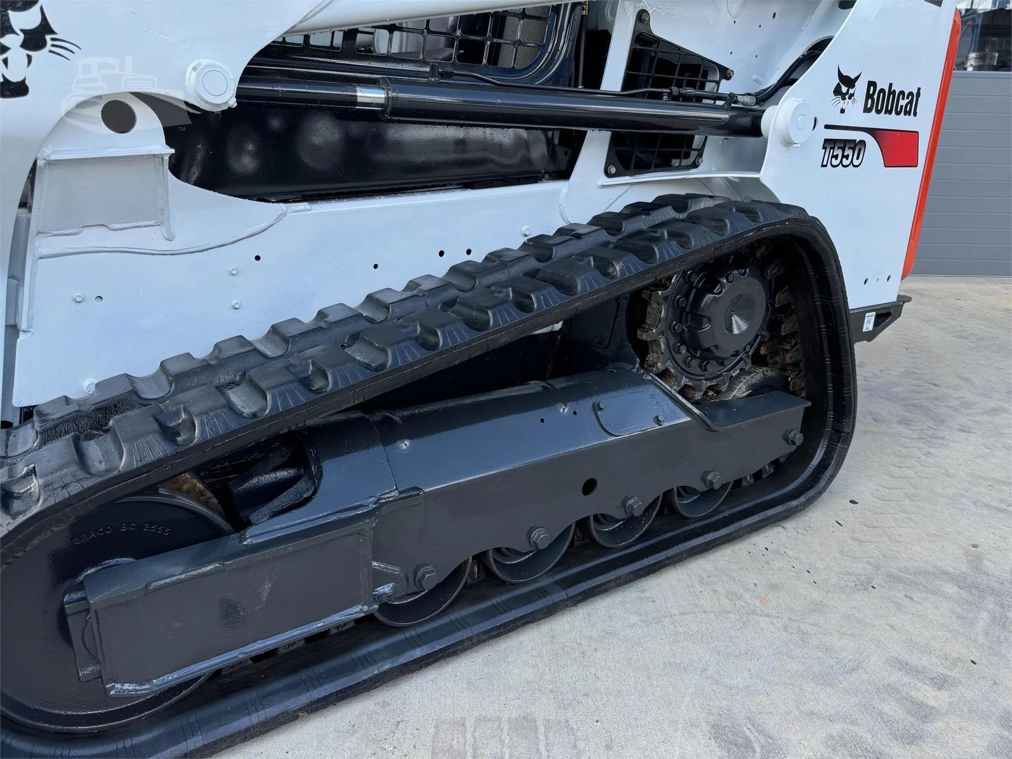 2020 BOBCAT T550 Skid Steer