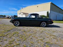 1977 MGB