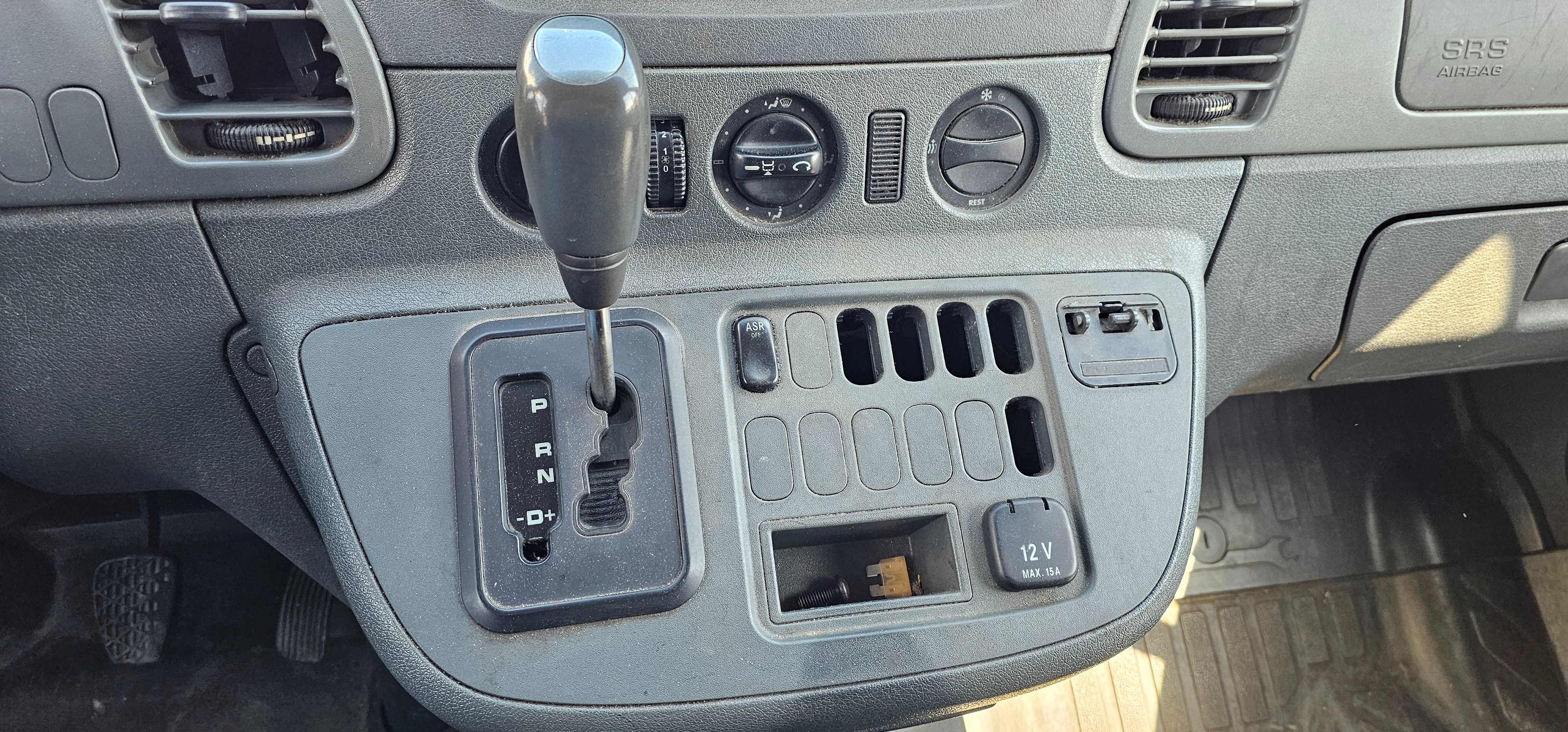 2005 Dodge/Freightliner Sprinter 2500 Van
