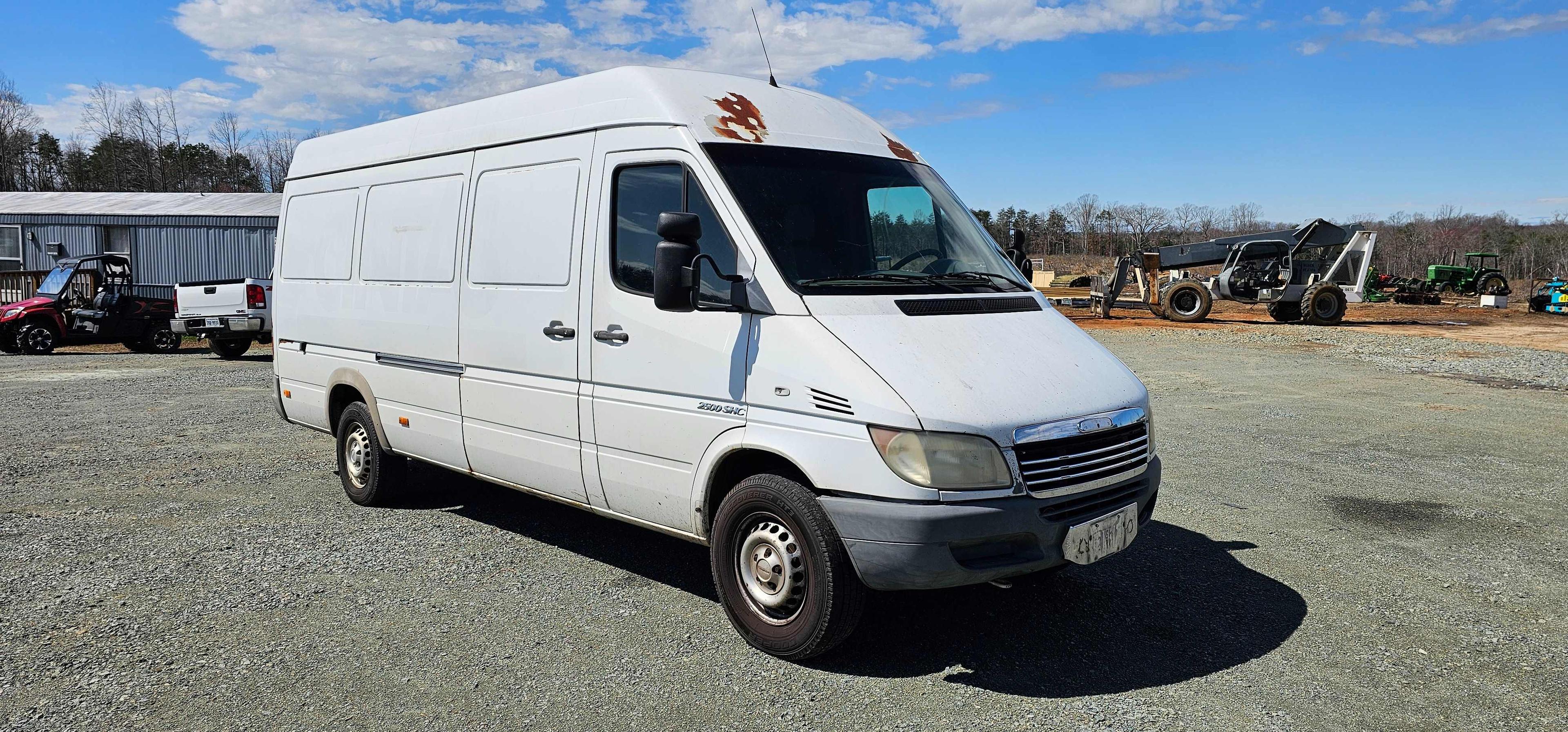 2005 Dodge/Freightliner Sprinter 2500 Van
