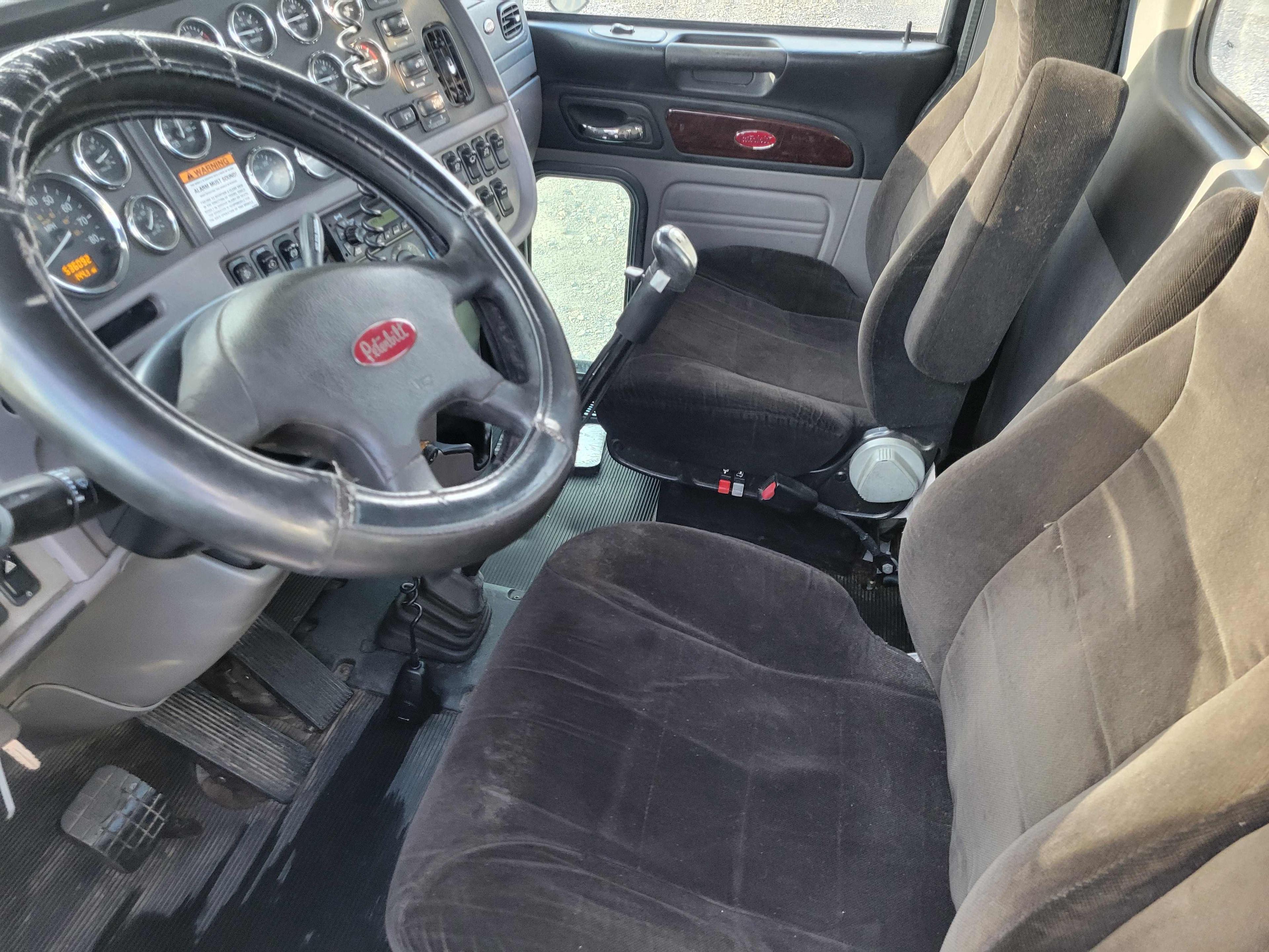 2012 Peterbilt 389 Heavy Haul Day Cab VIN: 1XPXP4EXXCD135800