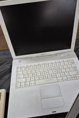 One Lot Apple Laptops, Graphics Calculator