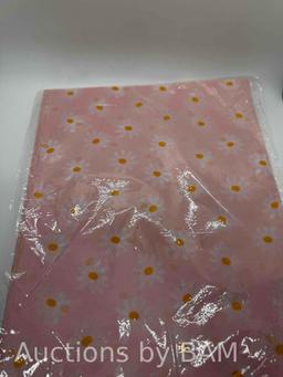 Tissue Paper Pink and White Daisy