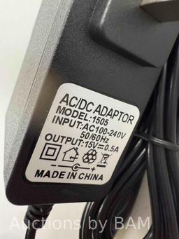 AC/DC Adapter Model 1505 15V 0.5A