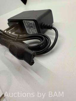 AC/DC Adapter Model 1505 15V 0.5A