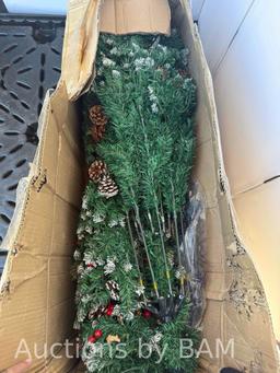 BSHAPPLUS 7.5 ft Pre-Lit Christmas Tree,600 Multicolor Lights,1600 Flocked Tips,90 Pine Cones