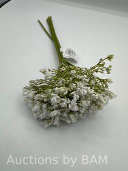 Mainstays 12 inch Artificial Babys Breath Flower Pick, White Color. Indoor Use.