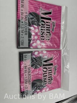 2 Pieces Minnie Mouse Plastic Party Tablecloth, 84 x 54in
