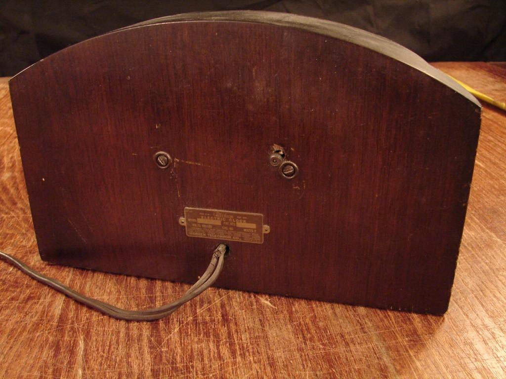 Vintage Warren Techron mantle clock