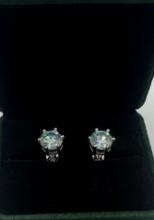 2 Carats Green VVS Earrings