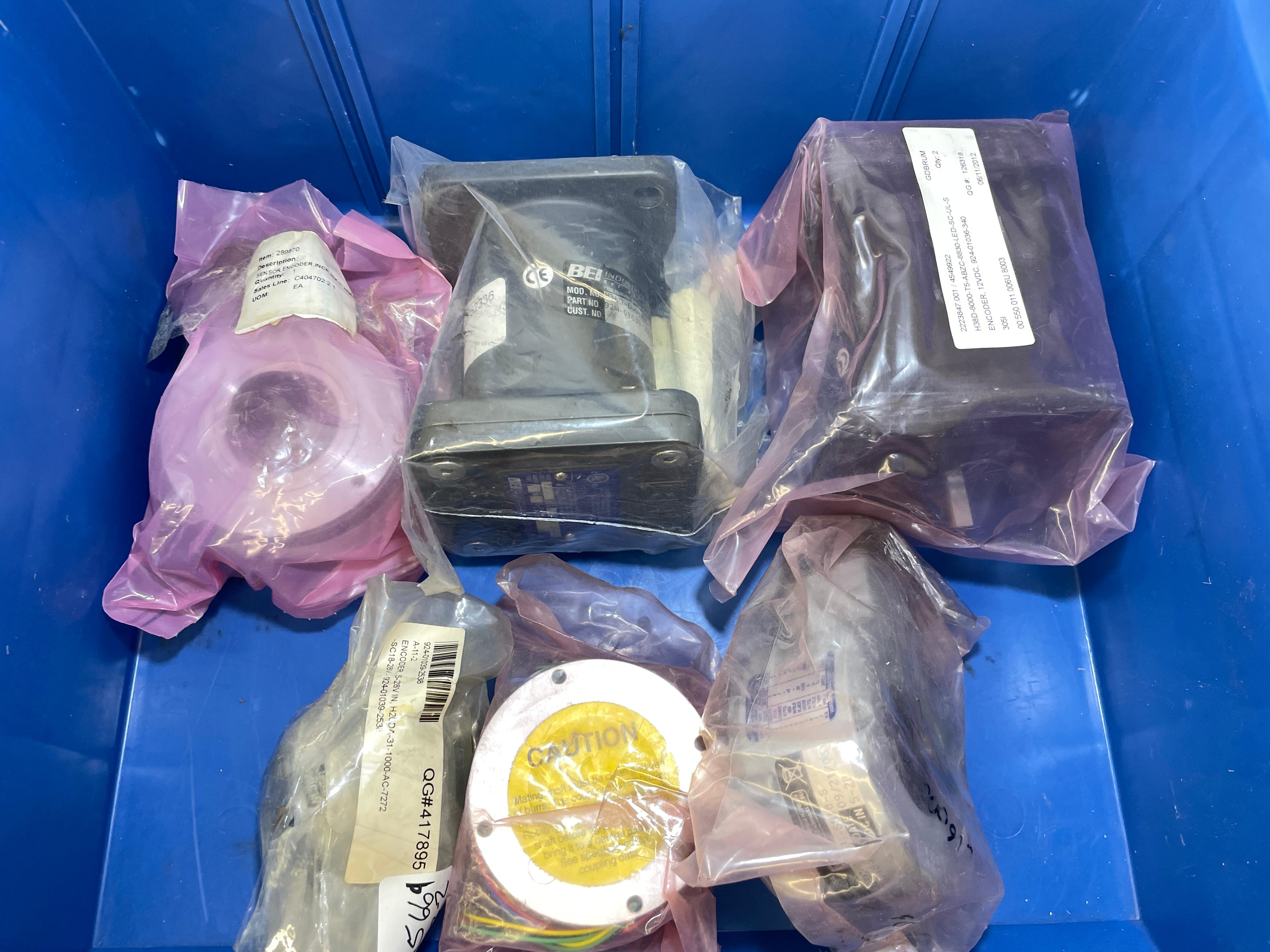 Lot of 13 Rotary Encoders