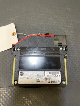 Allen Bradley 1756-L81ES GuardLogix 5580 Controller