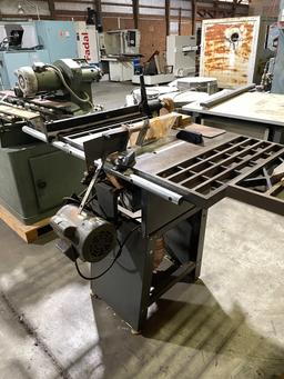 AMT 4571 Table Saw 10”