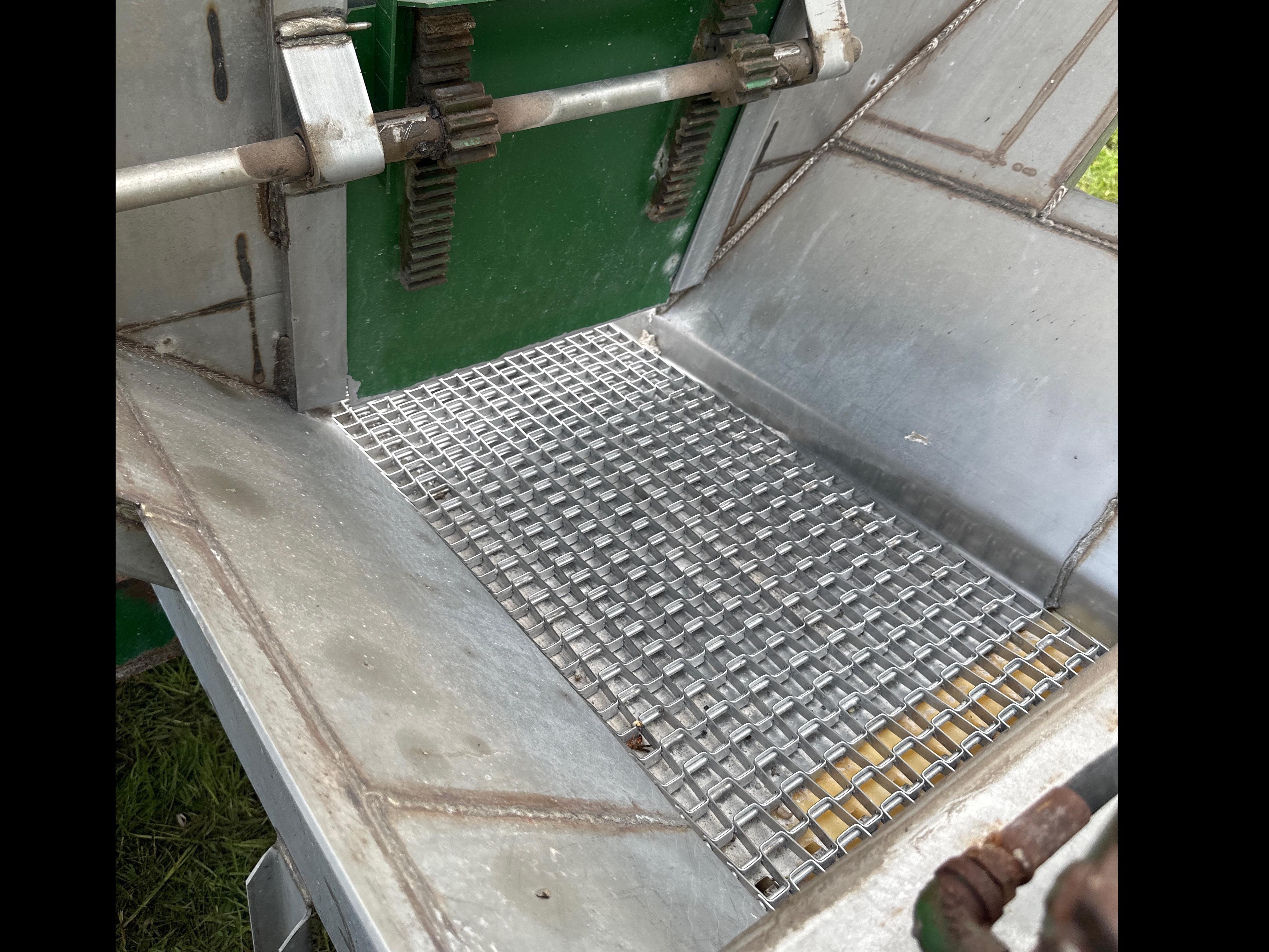 Barron Lime Spreader