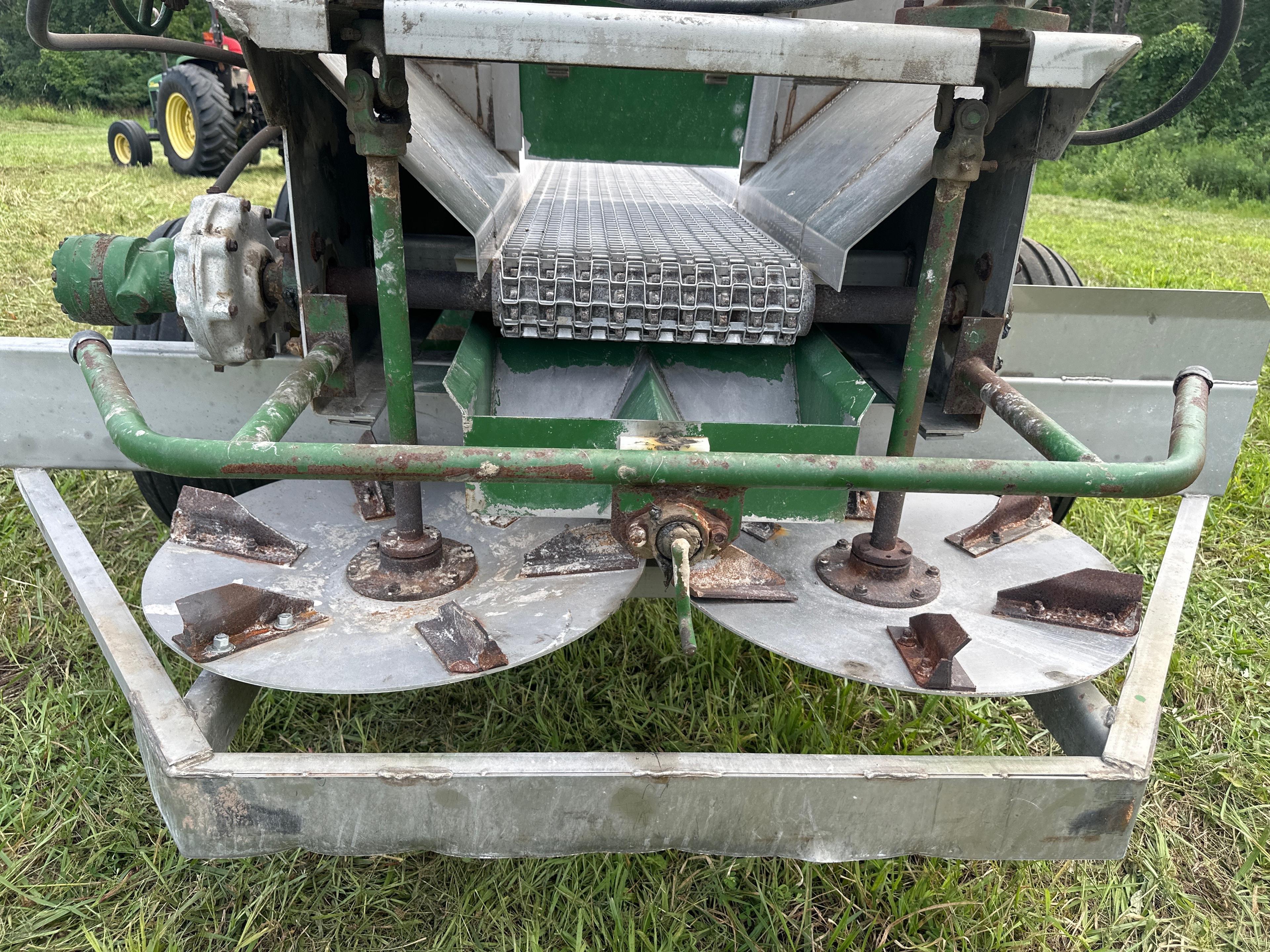 Barron Lime Spreader