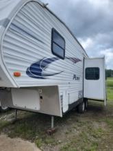 Puma 5th Wheel Travel Trailer