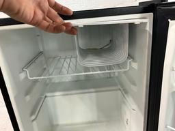 Hamilton Beach Mini Fridge