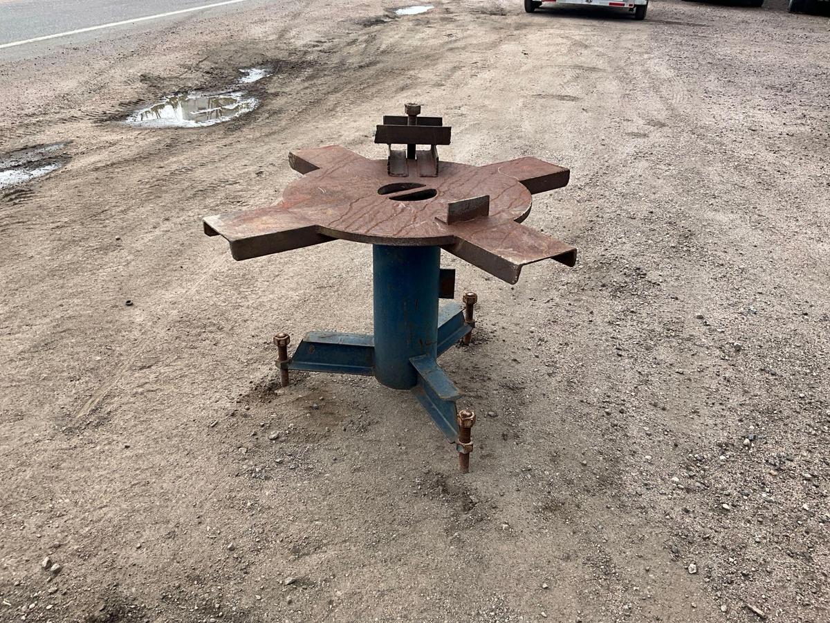 Heavy Duty Adjustable Welding Table
