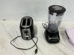 Blender , Waffle Maker, Toaster
