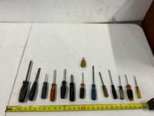 Screwdrivers, Chisel
