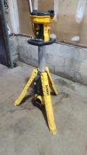 (ROOSEVELT, NJ) DeWalt 20V Max Cordless Tripod Work Light – Model DCL079 – Tool Only