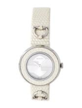 Gucci U-play Silver Dial Women's 28mm