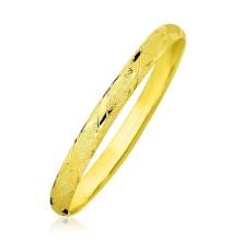 10k Gold Slim Diamond Pattern Textured Bangle