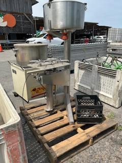 300 Gallon Juice Tank and Filler