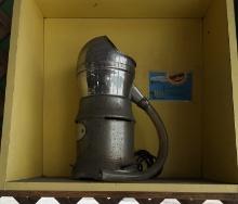 Electric Antique Juicer with Display Box