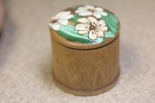 Wooden Round Trinket Box