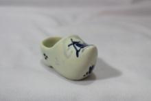 A Delft Shoe