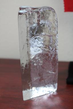 A Modern Style Triangle Glass Candle Holder