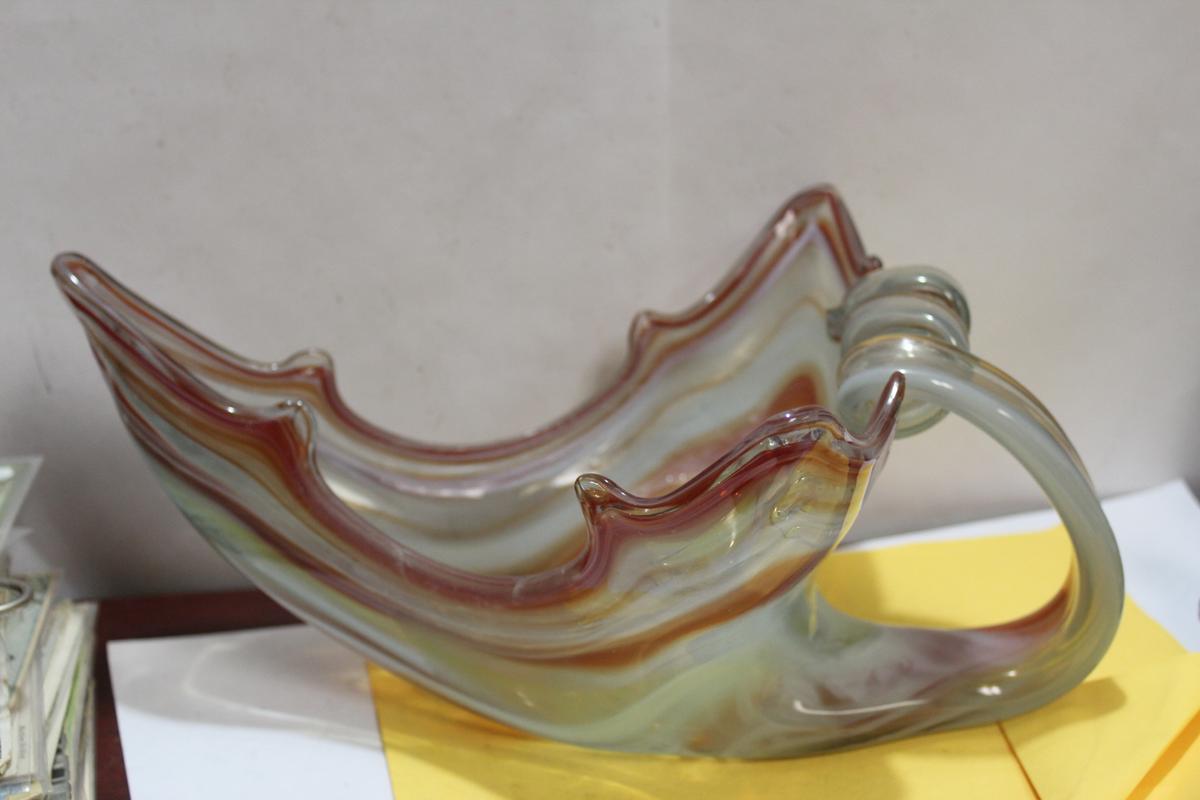 An Artglass Bowl